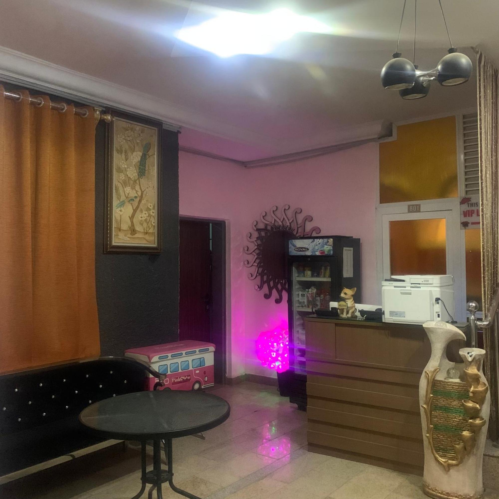 Health Plaza Abujaアパートホテル エクステリア 写真